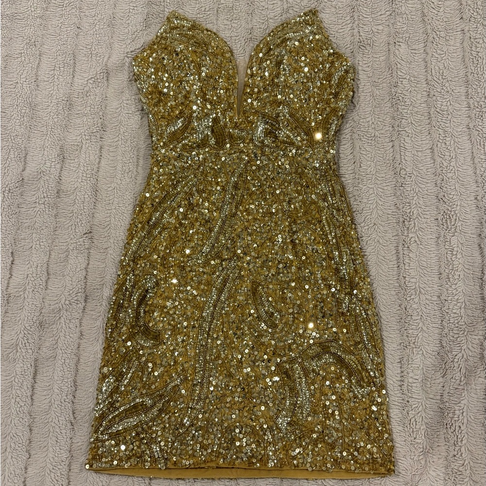 Aleta cocktail/homecoming dress